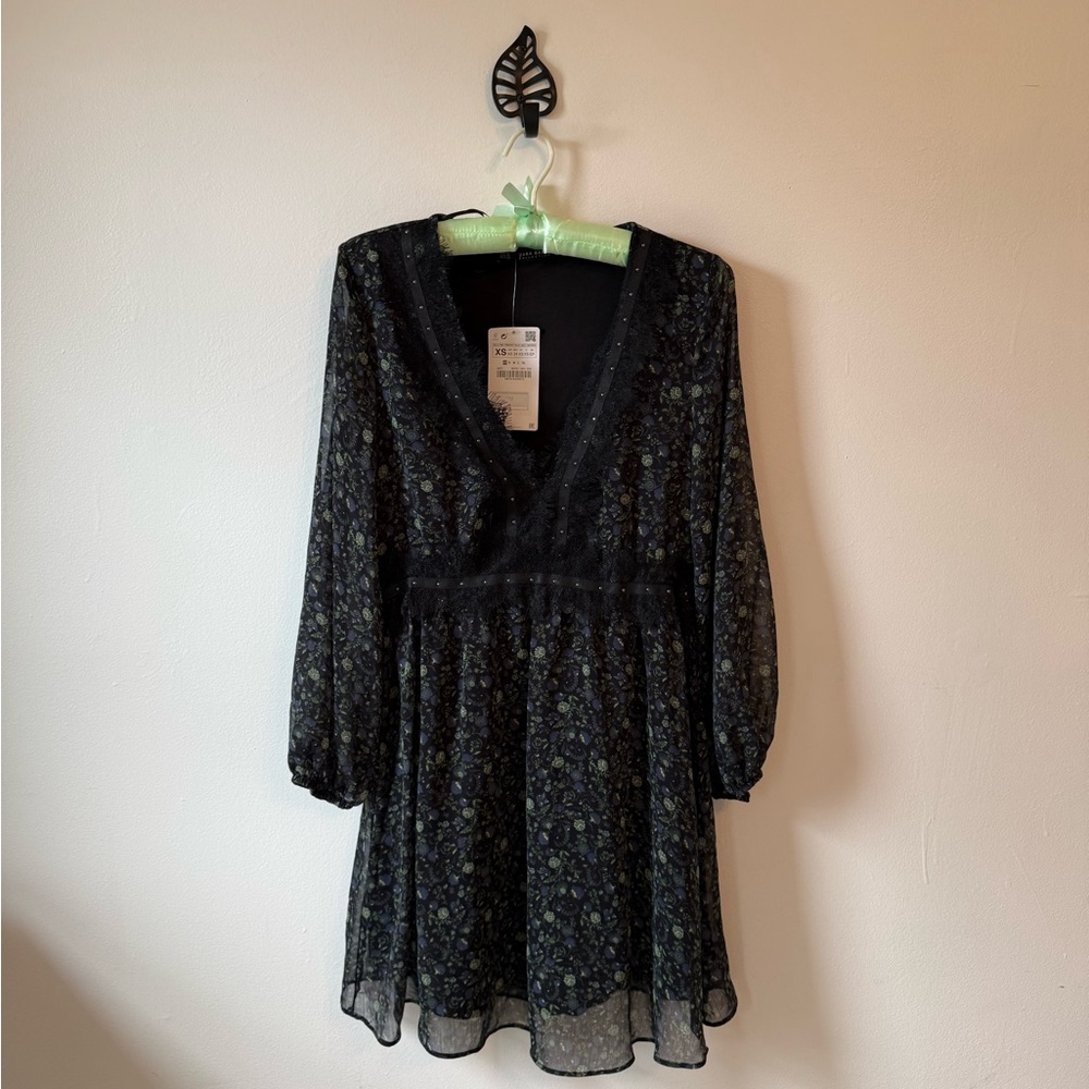 Zara Babydoll Elegant Black Floral‎ Dress